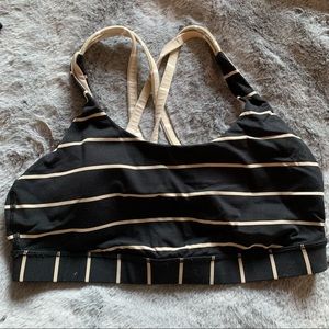Lululemon sports bra